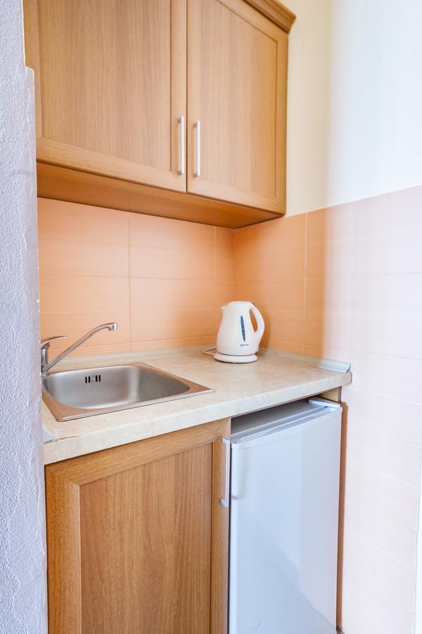 Vongola Apartment Utjeha Bagian luar foto